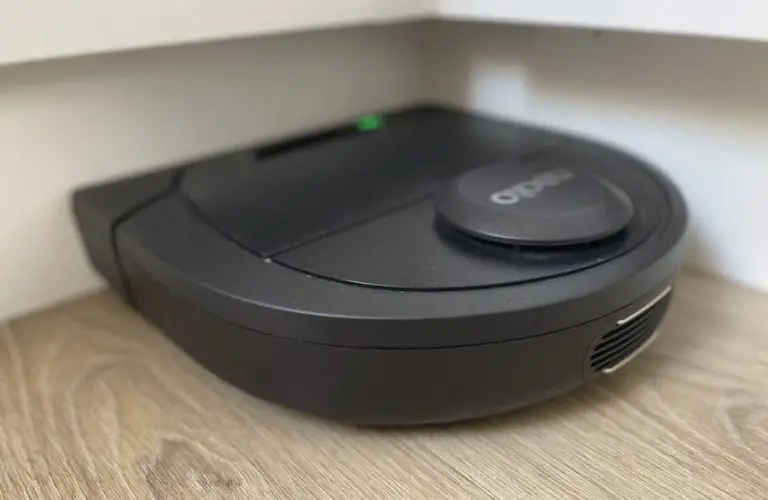 How Do Robot Vacuum Cleaners Clean Corners?